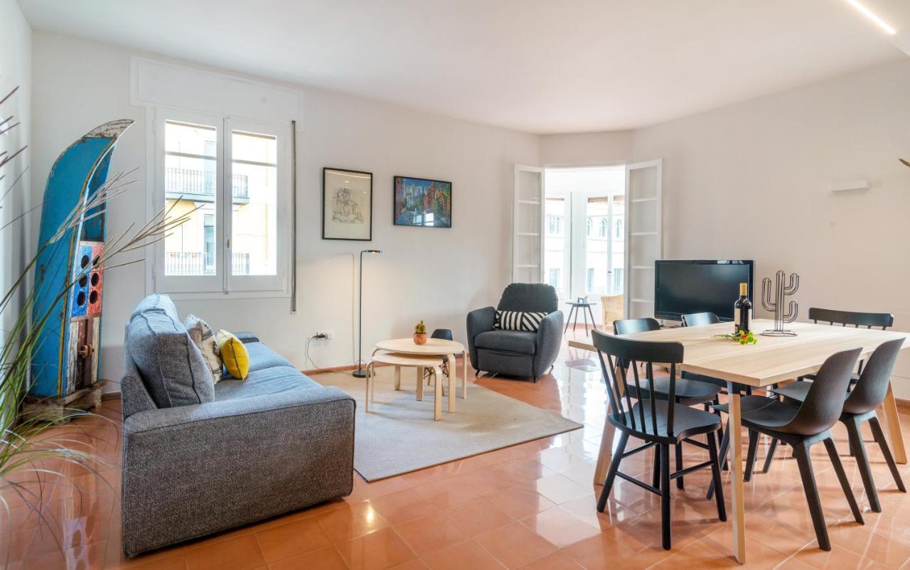 New Top Floor Apt With A Lot Of Light & Aircon Girona Dış mekan fotoğraf