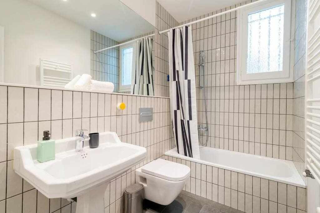 New Top Floor Apt With A Lot Of Light & Aircon Girona Dış mekan fotoğraf